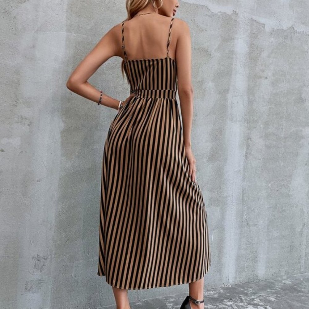 BOHO DOLLZ Striped peekaboo knot front cami dress - Picture 5 of 7